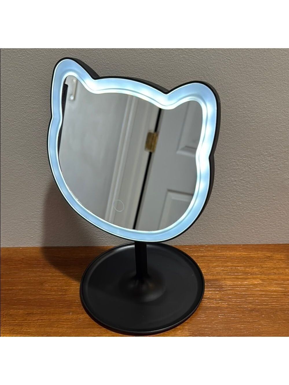 LED Cat Ear Vanity Mirror - Black
Battery operated.